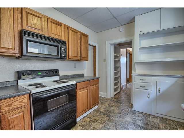 Building Photo - 374 E 12th Ave