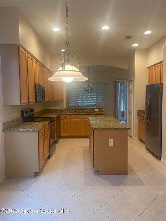 Building Photo - 3723 Carambola Cir