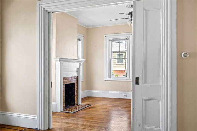 Building Photo - 207 Power St