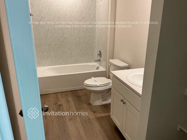 Building Photo - 3909 Amethyst Dr