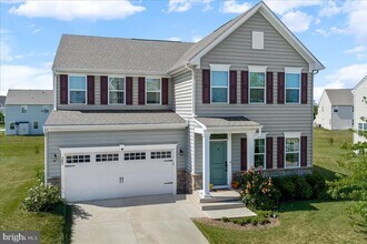 Building Photo - 305 Goodwick Dr