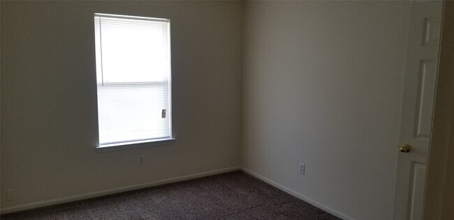 Building Photo - 19723 Brisbane Meadows Ct