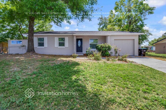 Building Photo - 7010 Lake Long Dr