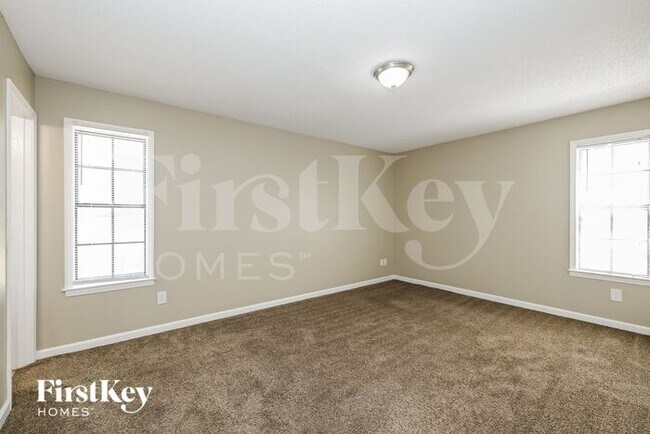Building Photo - 3138 Sleepy Hollow Rd