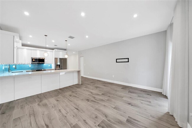 Building Photo - 11448 SW 151st Path