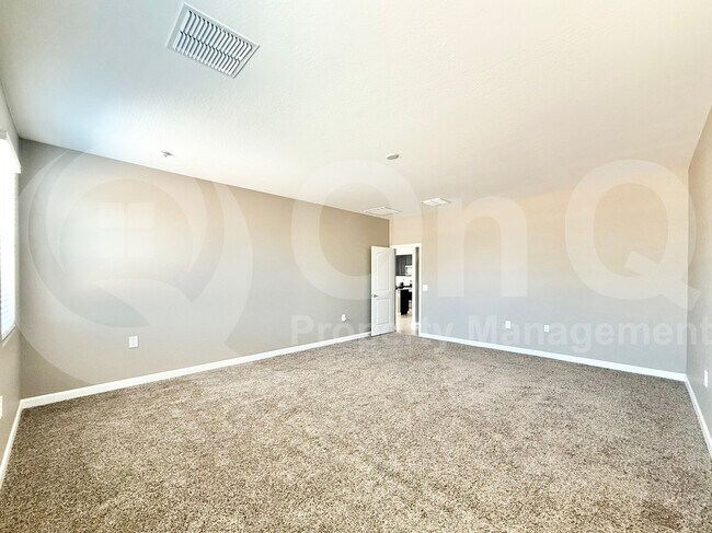 Building Photo - 30932 W Verde Ln