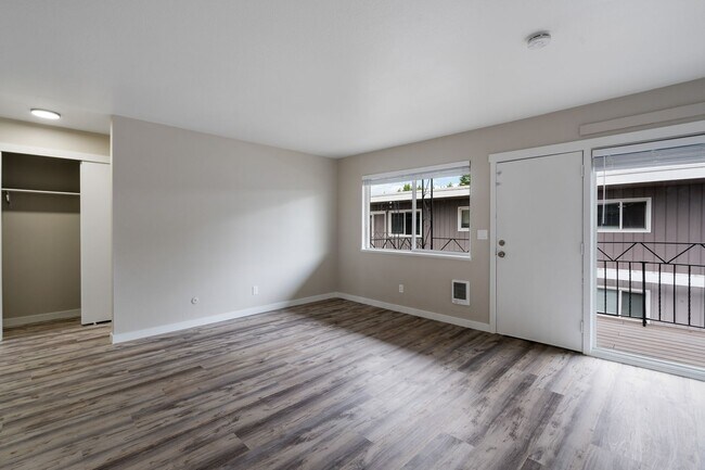 Building Photo - 2BR with dishwasher, on site laundry!