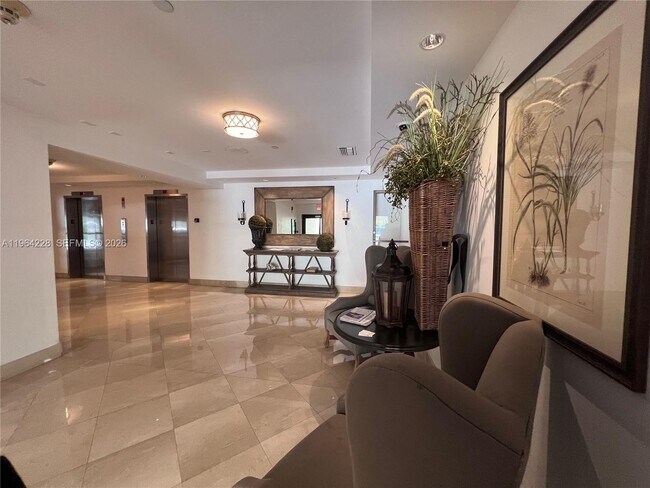 Building Photo - 575 Crandon Blvd