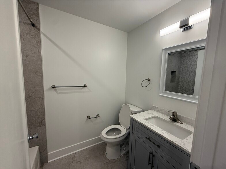 Building Photo - 1259 N 23rd St