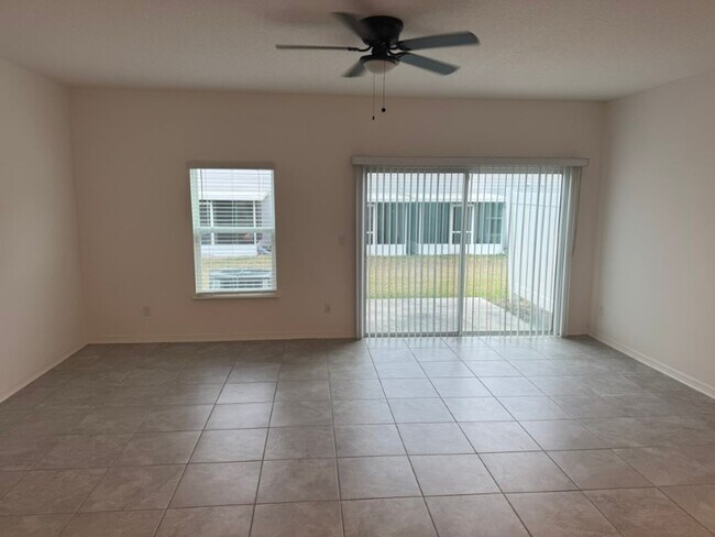 Building Photo - Home For Rent