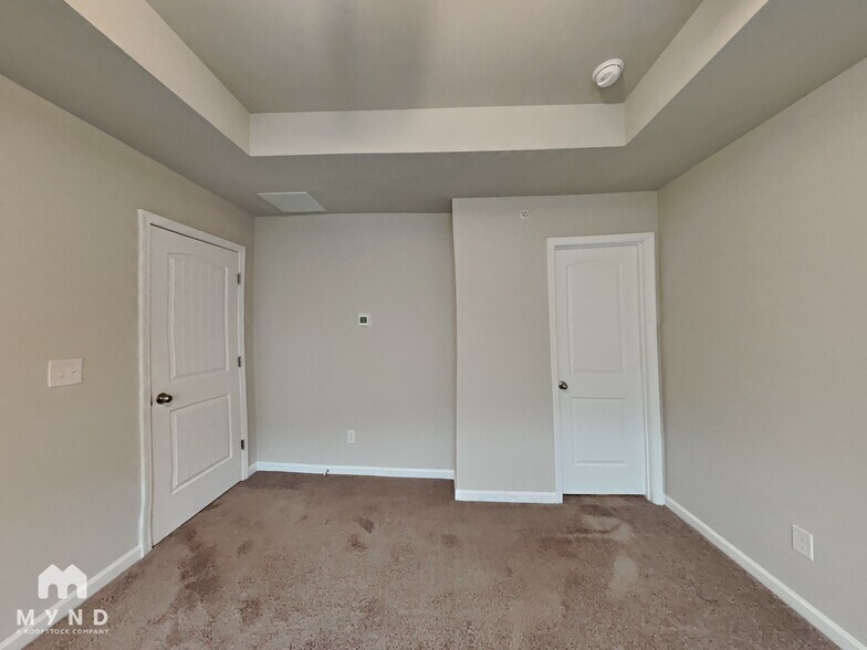 Building Photo - 8382 Douglass Trail