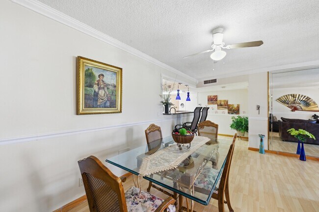 Building Photo - 4851 NW 21st St