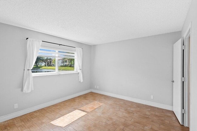 Building Photo - 3791 NW 84th Ave