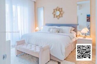 Building Photo - 802 W Windward Way