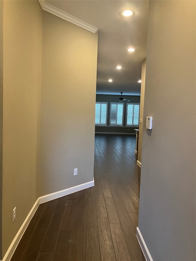 Building Photo - 131 Castlegate Ln