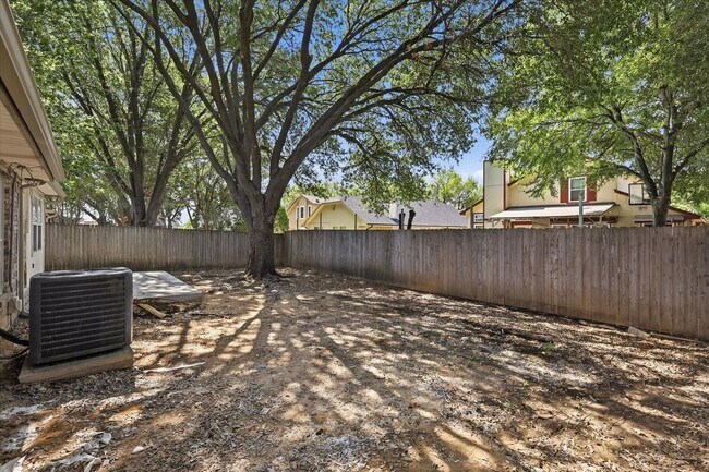 Building Photo - 8812 Sabinas Trail