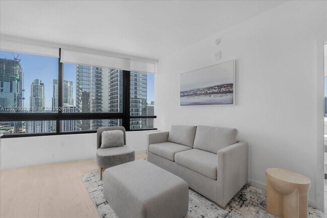 Building Photo - 225 N Miami Ave