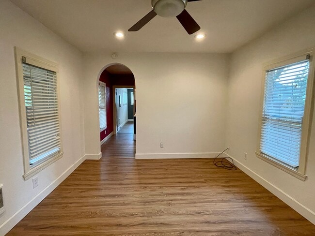 Building Photo - Charming 1BR Cottage | Private Cul-de-Sac & Wrap-Around Porch