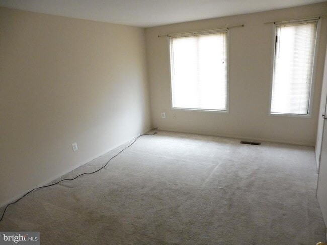 Building Photo - 9633 Brassie Way