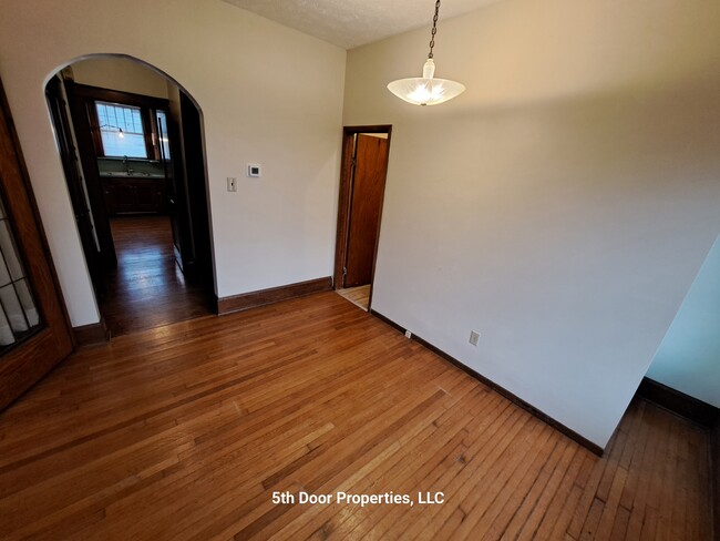 Bedroom - 6312 Louisville St NE