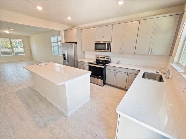 Building Photo - 14354 Orchid Is Dr