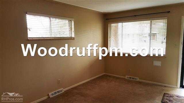 Building Photo - 4665 Field St