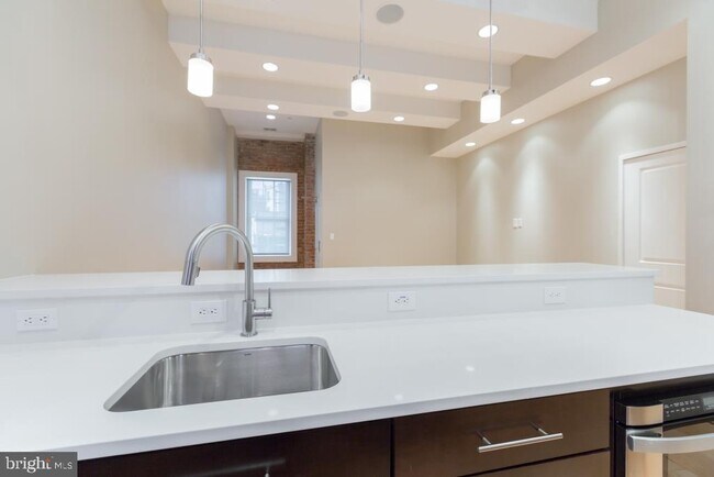 Building Photo - 1511 11th St NW