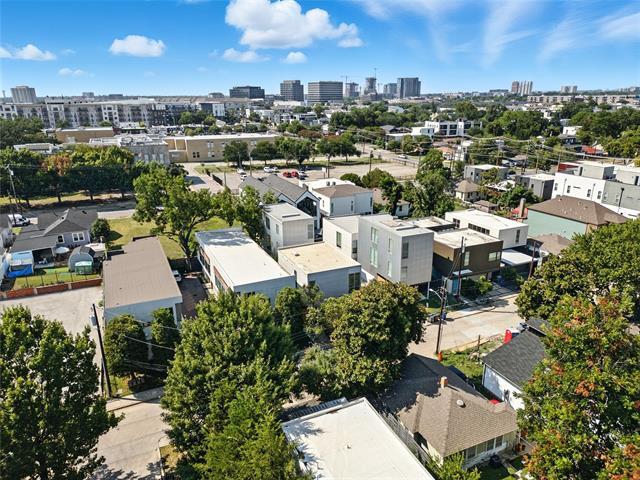 Building Photo - 2325 Rusk Pl
