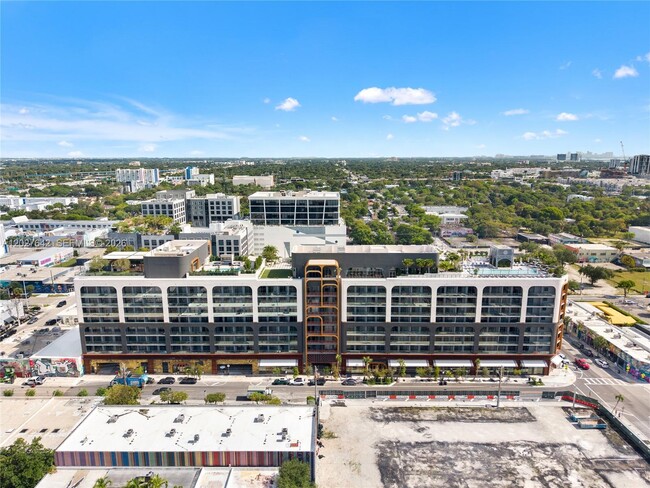 Building Photo - 2700 NW 2nd Ave