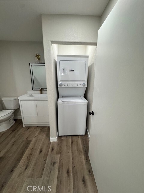 Building Photo - 6679 Linda Vista Rd