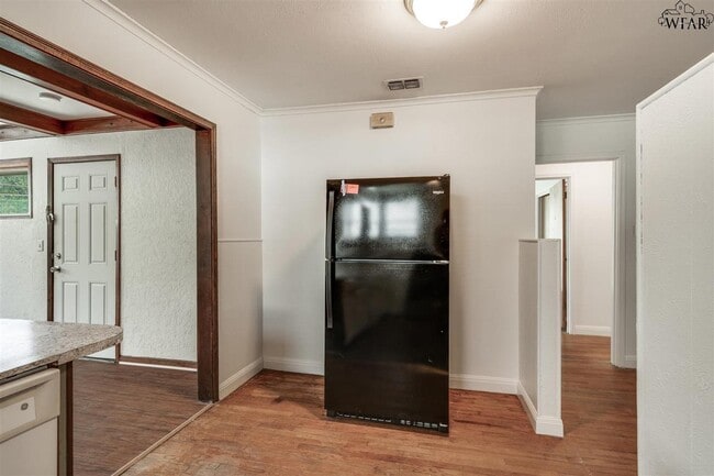 Building Photo - 2508 Fain St