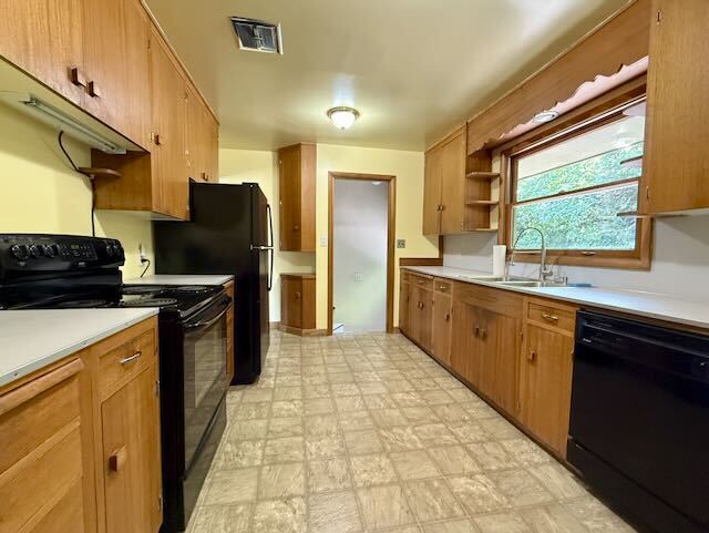 Building Photo - 800 E Scenic Dr