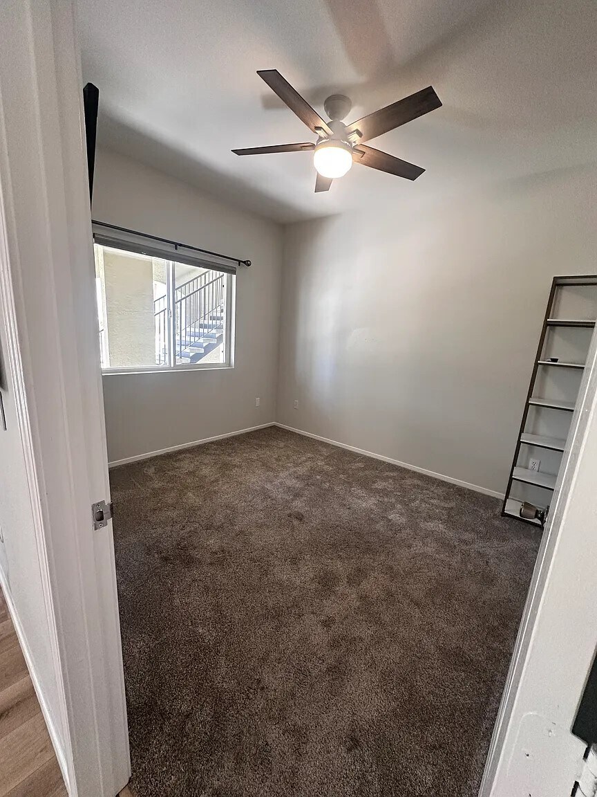 Building Photo - 6850 Sharlands Ave