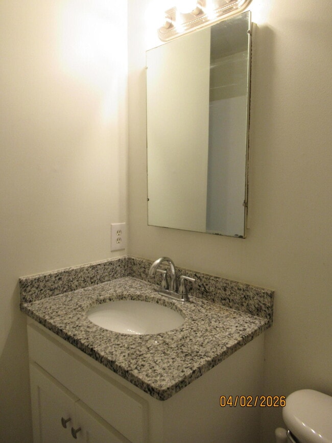 Building Photo - 251 Rast St