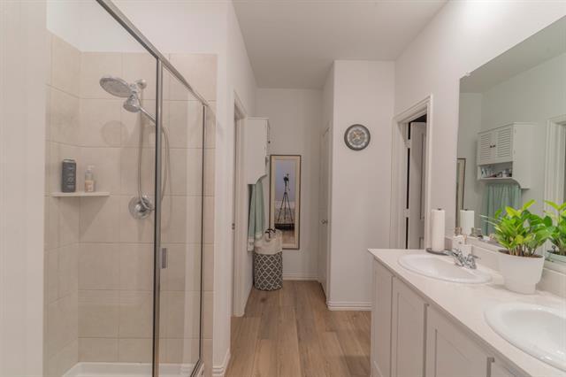 Building Photo - 2106 Fimbry dr