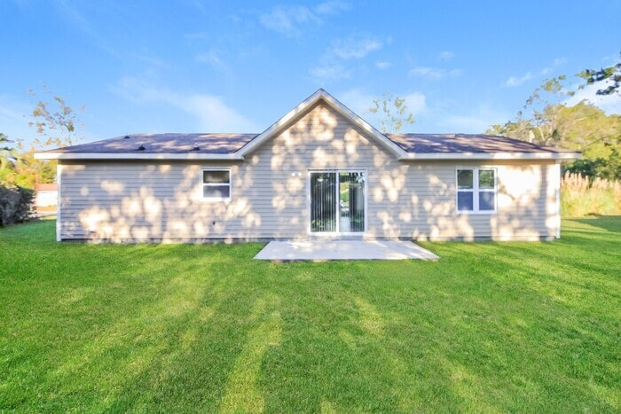 Building Photo - 107 Bridge Creek Dr