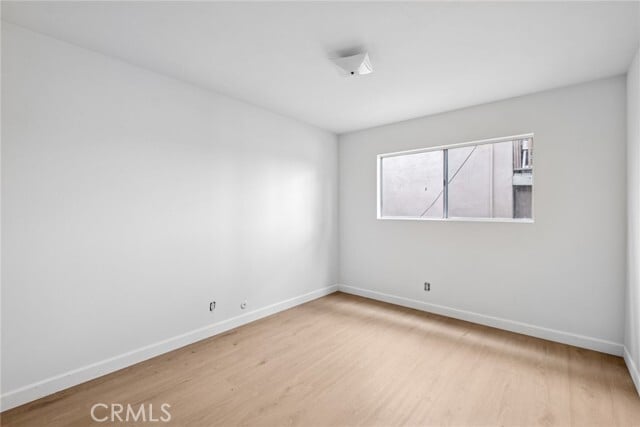 Building Photo - 1512 Buena Vista