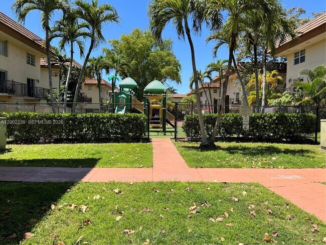 Building Photo - 8650 SW 109th Ave