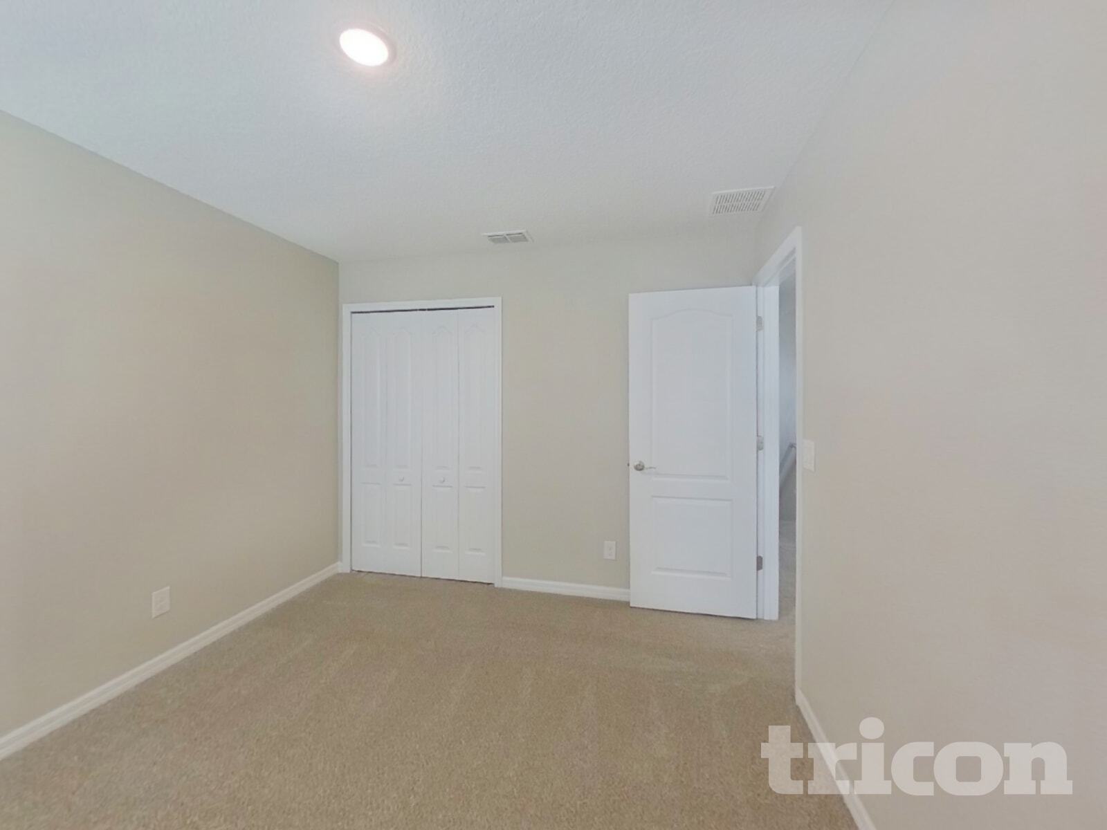 Building Photo - 2076 Bent Grass Ave