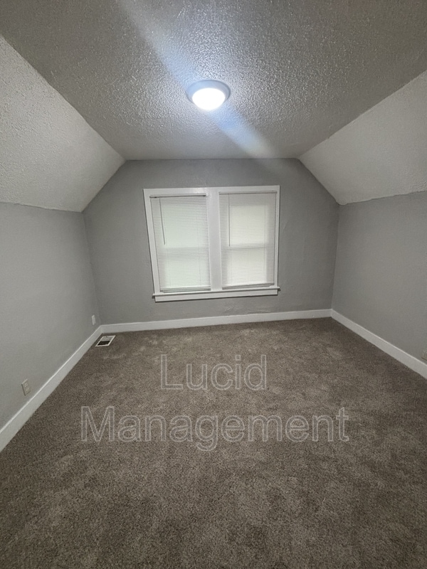 Building Photo - 123 N 37th St
