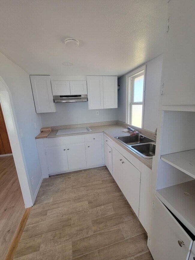 Building Photo - 1 bedroom 1 bath