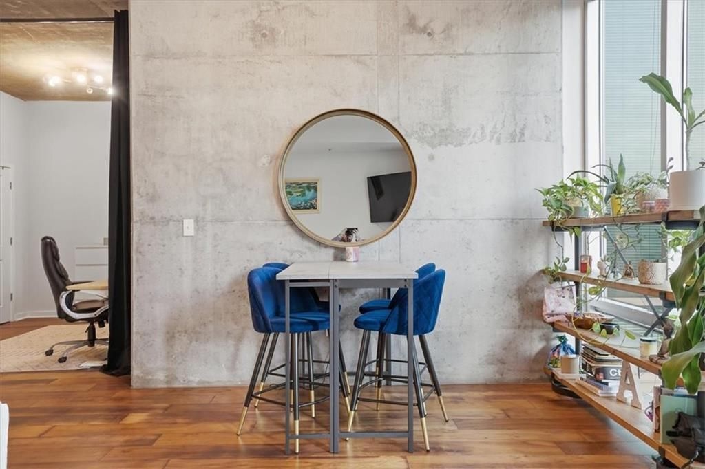 Building Photo - 923 Peachtree St NE