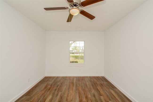 Building Photo - 4708 Los Angeles St