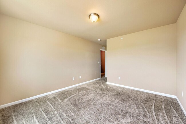 Building Photo - 4219 Perryville Pt