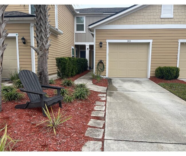 Building Photo - 2 Bedroom Townhome in St. Johns County