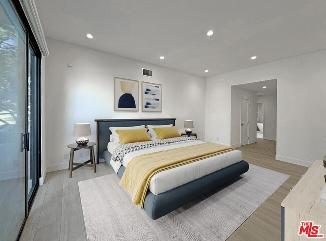 Building Photo - 1870 Veteran Ave