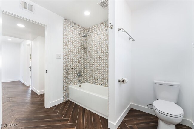 Building Photo - 569 Canosa Ave