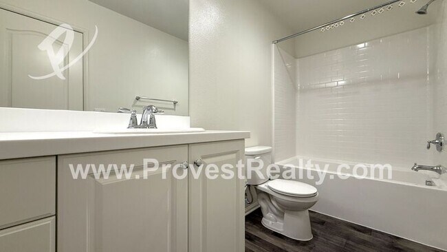 Building Photo - 11760 Sierra Rd