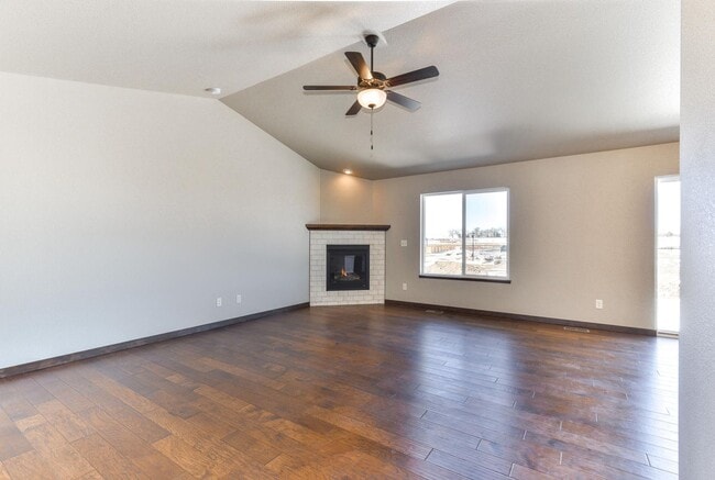 Building Photo - Beautiful Timnath Ranch Home