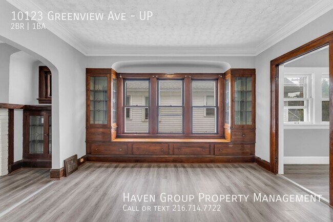 Building Photo - 10123 Greenview Ave